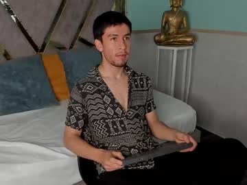 Aaronn_Miller Chaturbate stream image from January 16, 2025