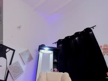 Chloejones__ Chaturbate stream image from January 16, 2025