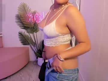 Gia_Tay1 Chaturbate stream image from January 16, 2025