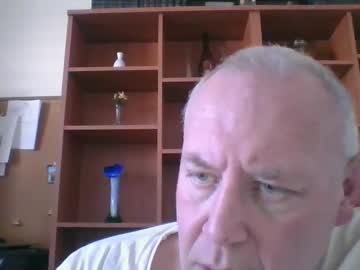 Justme196756 Chaturbate stream image from January 16, 2025