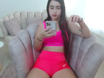 Zoe_________ Chaturbate stream image from January 16, 2025