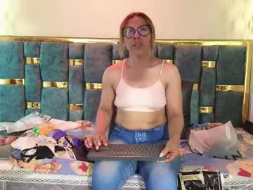 Jenna_032 Chaturbate stream image from January 16, 2025