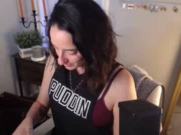 Misspeaches412 Chaturbate stream image from January 16, 2025