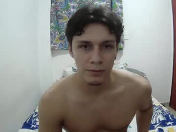 Teren27 Chaturbate stream image from January 16, 2025
