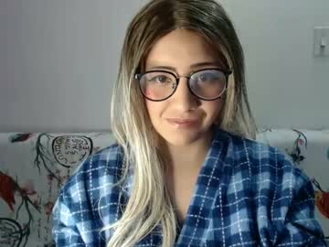 Amycosplay99 Chaturbate stream image from January 16, 2025
