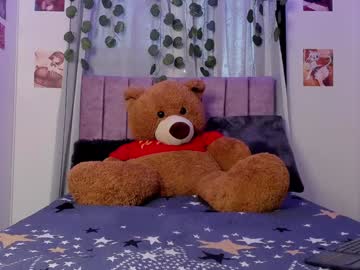 Andrea_Kinky Chaturbate stream image from January 16, 2025