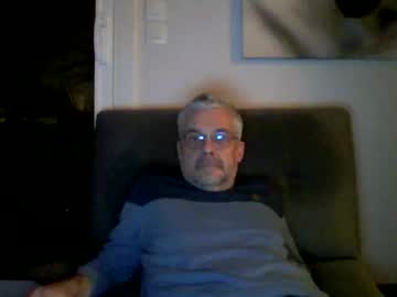Fred31130 Chaturbate stream image from January 16, 2025