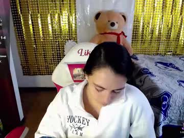 Lika_Little3 Chaturbate stream image from January 16, 2025