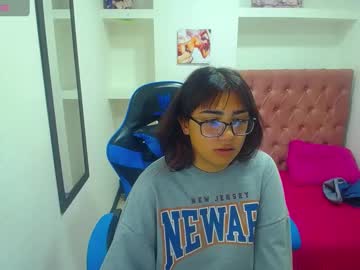 Petite_Lucy18 Chaturbate stream image from January 16, 2025