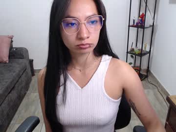 Pia_Horny Chaturbate stream image from January 16, 2025