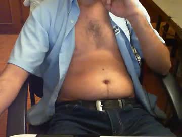 Superbee68 Chaturbate stream image from January 16, 2025