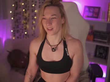 Emily_Fox_Official Chaturbate stream image from January 16, 2025