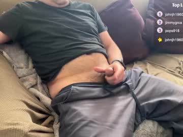 Hairybelly818 Chaturbate stream image from January 16, 2025