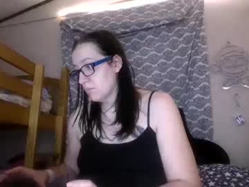 Truckerswifetobe Chaturbate stream image from January 16, 2025