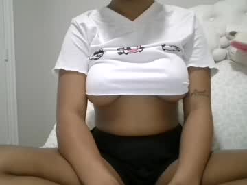 Ash2legit Chaturbate stream image from January 17, 2025