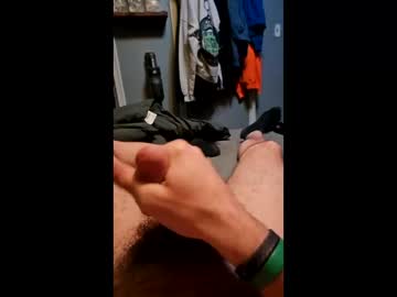 Longhairguy27 Chaturbate stream image from January 17, 2025