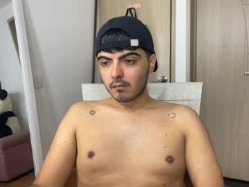 Mark_Perry_Twinklatin Chaturbate stream image from January 17, 2025