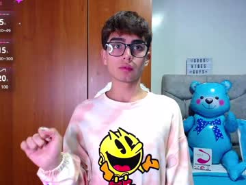 Owenblue__ Chaturbate stream image from January 17, 2025