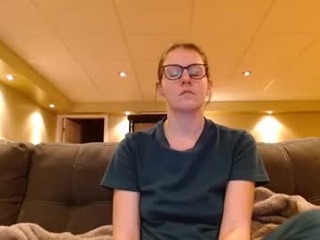 Camforfunmoment Chaturbate stream image from January 17, 2025