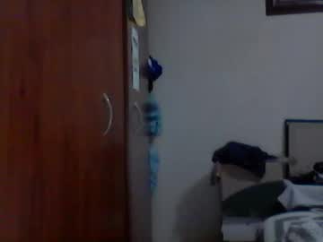 Cris2428 Chaturbate stream image from January 17, 2025