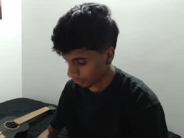 Khevinlopezonig Chaturbate stream image from January 17, 2025