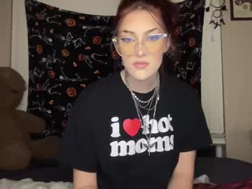 Kimclementine Chaturbate stream image from January 17, 2025