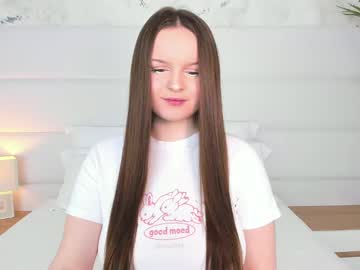 Arianarai Chaturbate stream image from January 17, 2025