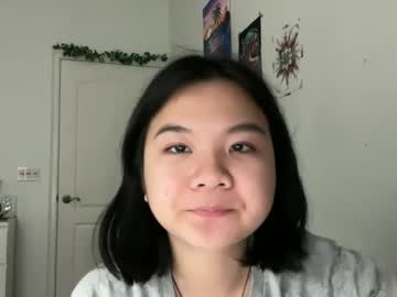 Flowerlvr Chaturbate stream image from January 17, 2025