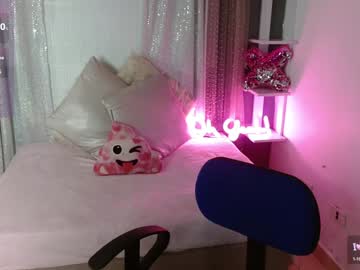 Harper_77 Chaturbate stream image from January 17, 2025