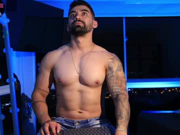 _Mikestone Chaturbate stream image from January 17, 2025