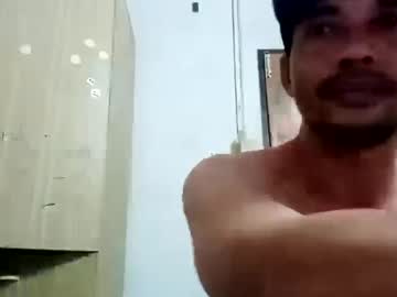 Santichai561323 Chaturbate stream image from January 17, 2025