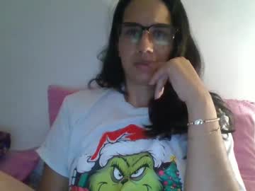 Herastudiocol Chaturbate stream image from January 17, 2025