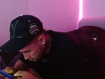 Liiam_2 Chaturbate stream image from January 17, 2025