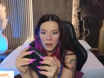 Lydhia97 Chaturbate stream image from January 17, 2025