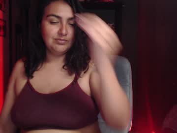Nina_Moonbeam Chaturbate stream image from January 17, 2025