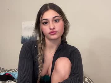 Babymia4u Chaturbate stream image from January 17, 2025