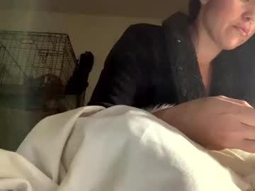 Madampeaches Chaturbate stream image from January 17, 2025