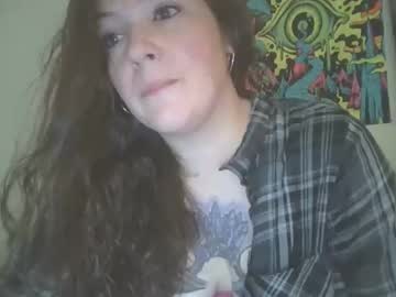 Shymilf535 Chaturbate stream image from January 17, 2025