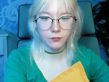 Nancymartinez Chaturbate stream image from January 17, 2025