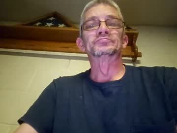 Papasmurf4u81 Chaturbate stream image from January 17, 2025