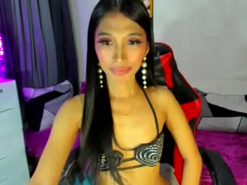 Staceycummer Chaturbate stream image from January 17, 2025