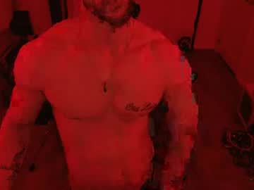 Tanbueno Chaturbate stream image from January 17, 2025