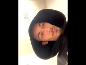 Daddikai Chaturbate stream image from January 17, 2025