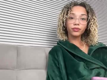 Sunshinesweets Chaturbate stream image from January 17, 2025