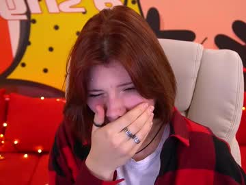 Annaflamee Chaturbate stream image from January 17, 2025