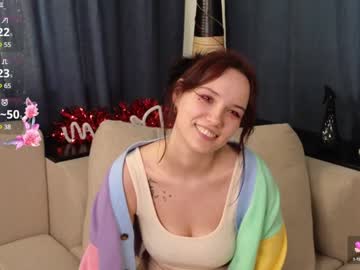 Linetteberkes Chaturbate stream image from January 17, 2025