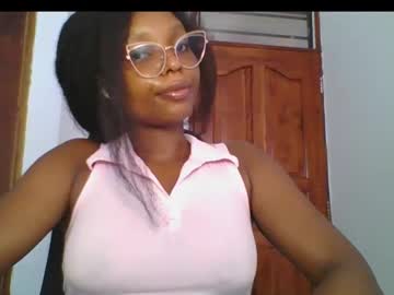 Ella_Laurel Chaturbate stream image from January 17, 2025