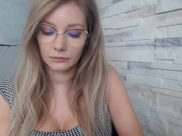 Juicy_Olivia Chaturbate stream image from January 17, 2025