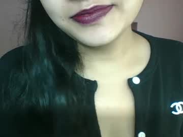 Novaa12 Chaturbate stream image from January 17, 2025