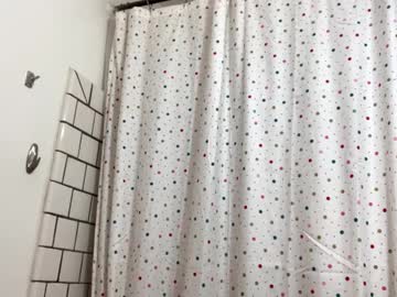 Ren2thea Chaturbate stream image from January 17, 2025